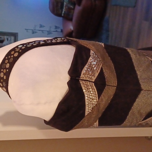 🌺Elegant Black and Gold One-Shoulder Dress - Picture 6 of 11